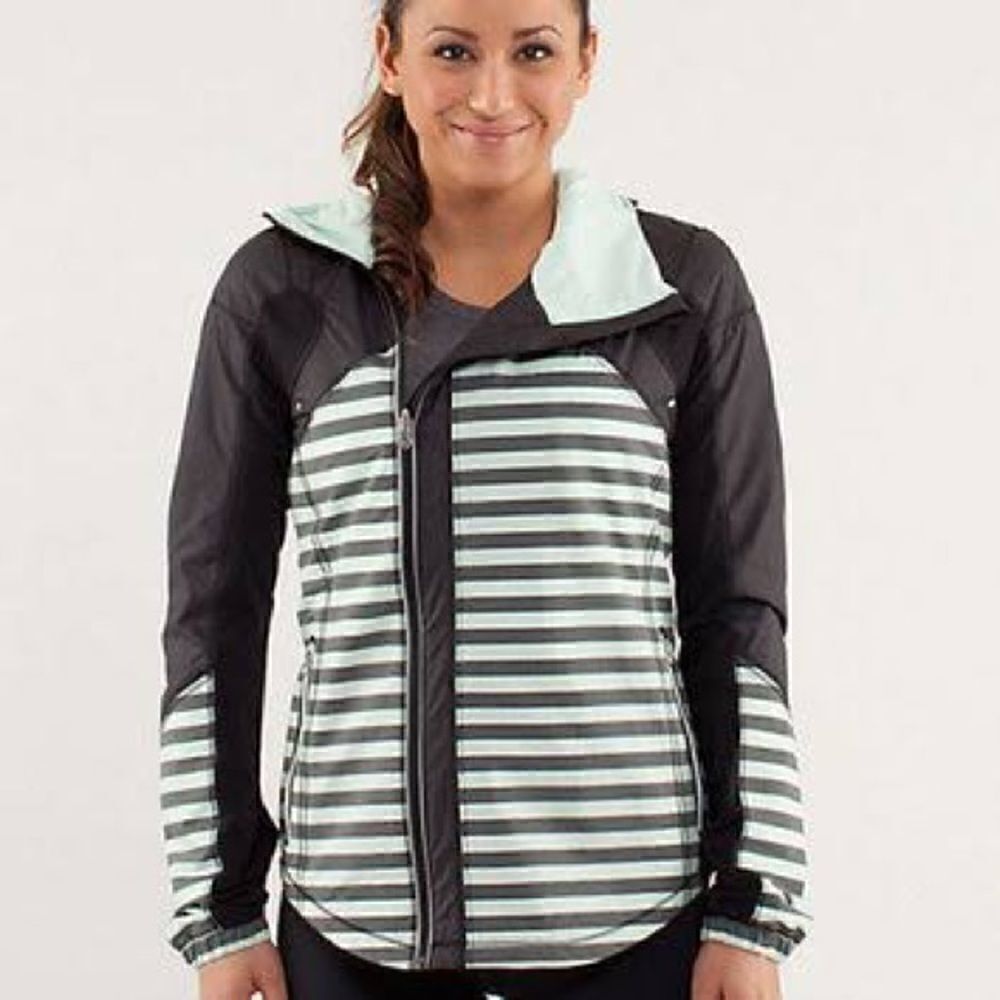 Rare Size 4 Get Up and Glow Lululemon Running Jacket